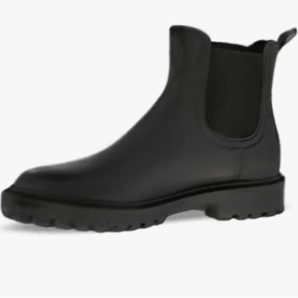 New/no box women’s Faux Leather Chelsea Booties size 9 in blackjack color - Picture 11 of 17